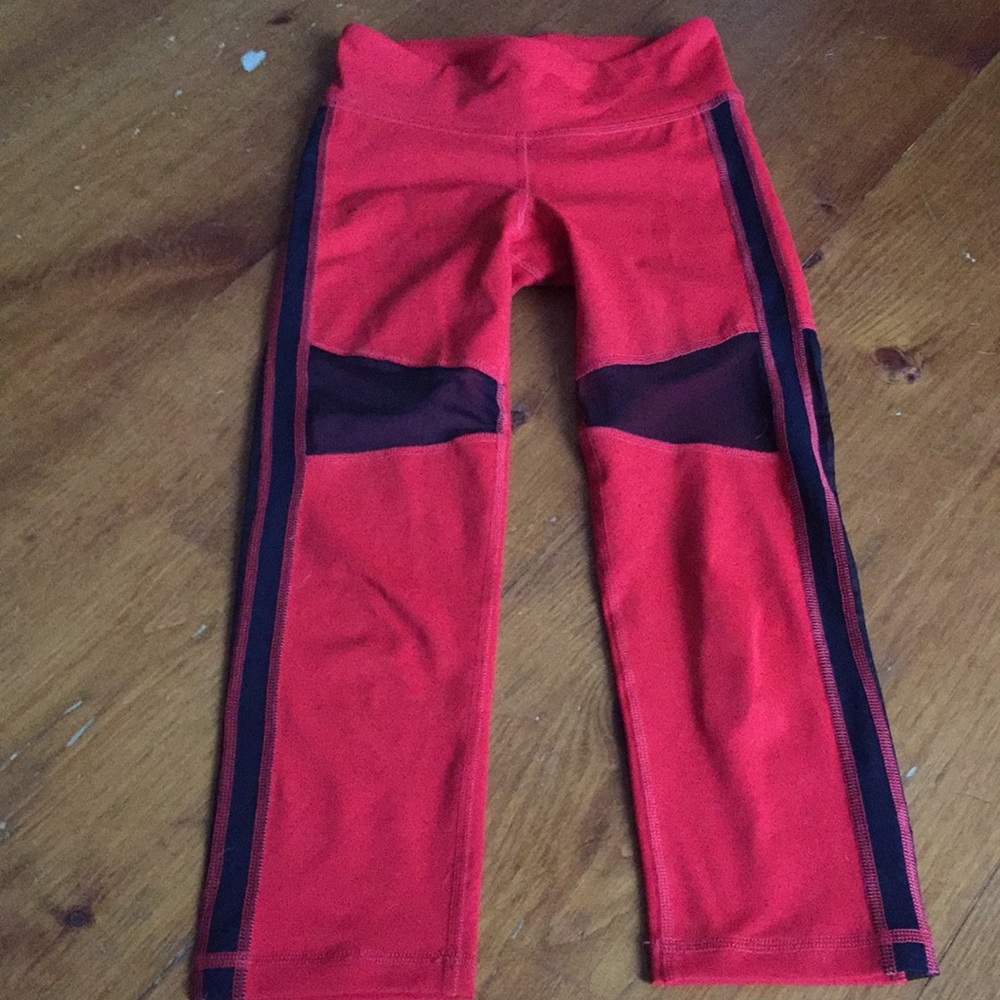 Aeropostale gym capris